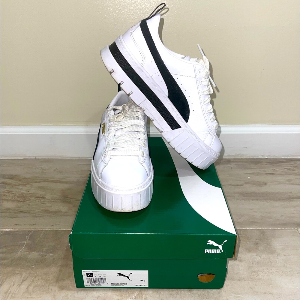 Woman’s PUMA Mayze Leather Platform Sneaker - 7.5